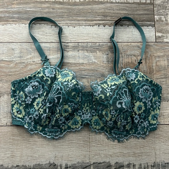 🌼Victoria’s Secret Dream Angels Push-Up without Padding sz. 36D🌼 - Picture 4 of 4